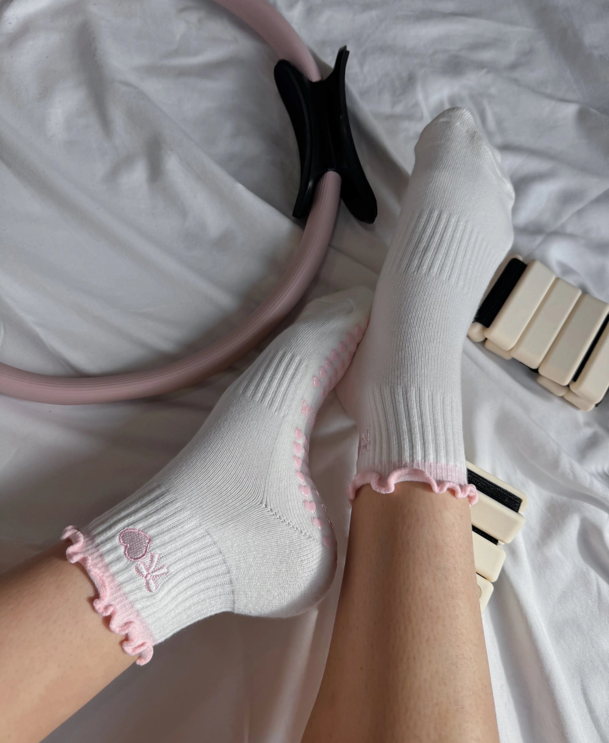 grip socks
Pilates socks
Grippy socks
Grippy pilates socks
Yoga grip socks